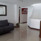 Renta de Oficinas Esquina Avenida 7 (altos)