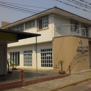 Renta Local comercial, consultorios u Oficinas Plaza San José