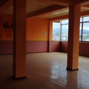 RENTA DE OFICINAS 3ER. NIVEL CALZ. MORELOS