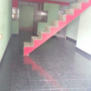 VENTA DE CASA 2 PISOS/ EN CECADYS