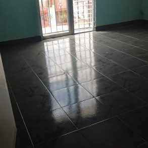 VENTA DE CASA 2 PISOS/ EN CECADYS