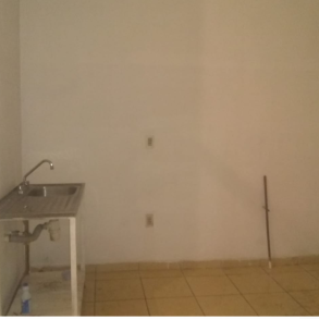 LOCAL COMERCIAL EN RENTA ENTRADA A SAN ROMAN