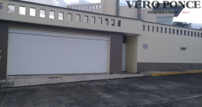RESIDENCIA EN VENTA FRACCIONAMIENTO AGUA FRÍA