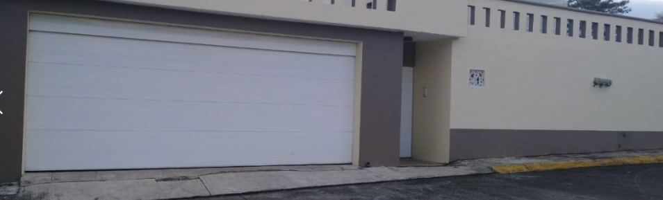 RESIDENCIA EN VENTA FRACCIONAMIENTO AGUA FRÍA
