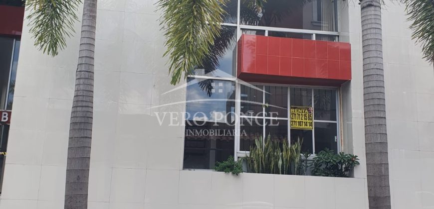 (Rentado) Plaza María Isabel / 54 m2 / Local en Renta (20-28)