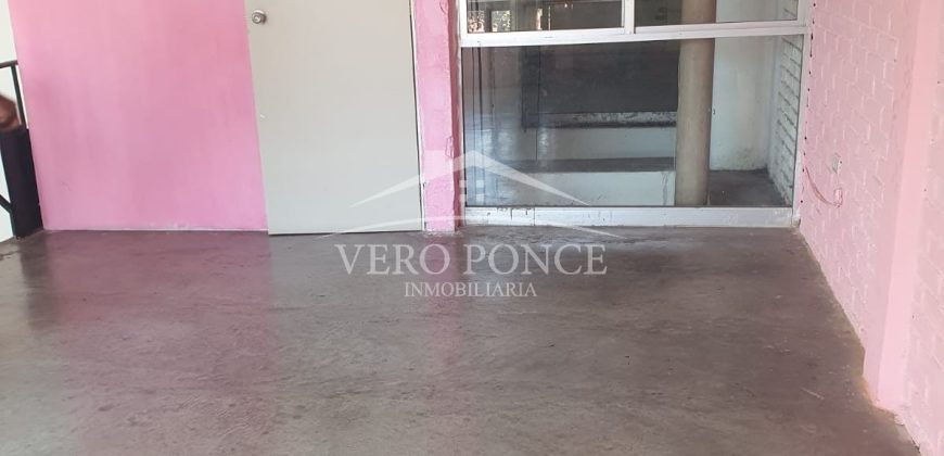 (Rentado) Plaza María Isabel / 54 m2 / Local en Renta (20-28)
