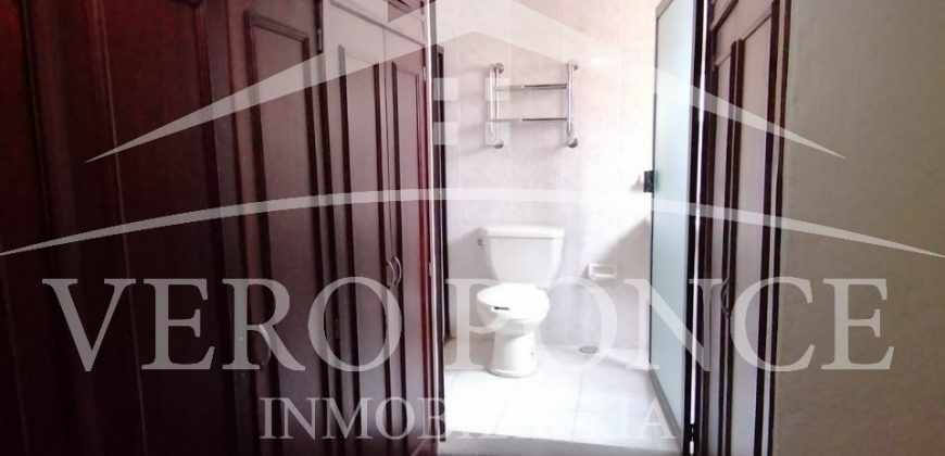 (Rentada) Residencial Bambúes / Casa en Renta (20-60)