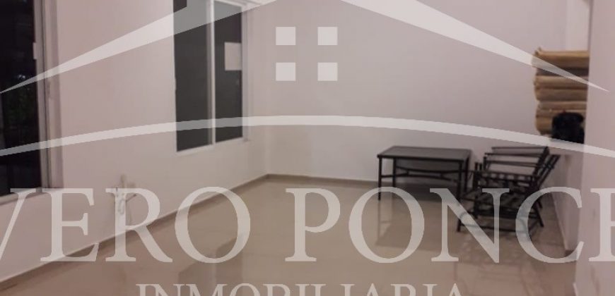 (Rentada) Fraccionamiento Tulipanes / Casa en Renta (20-64)