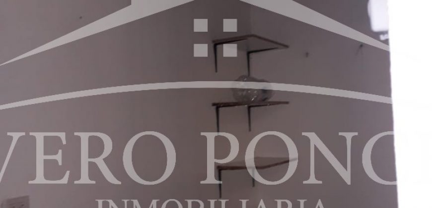 (Rentada) Fraccionamiento Tulipanes / Casa en Renta (20-64)
