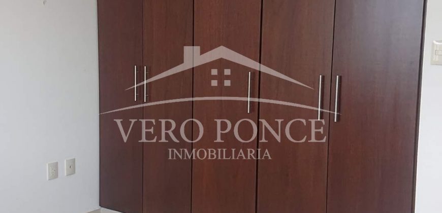 (Rentada) Fraccionamiento Privado / Casa Nueva en Renta (20-82)