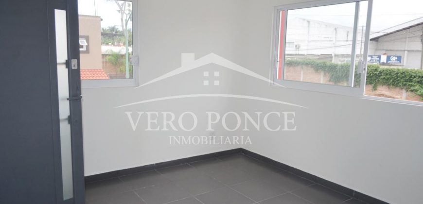 (Rentada) Fraccionamiento Ave del Paraíso / Casa en Renta (20-83)