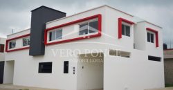 (Rentada) Fraccionamiento Ave del Paraíso / Casa en Renta (20-83)