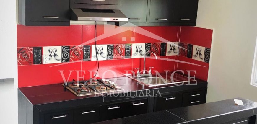 (Rentada) Fraccionamiento Ave del Paraíso / Casa en Renta (20-83)