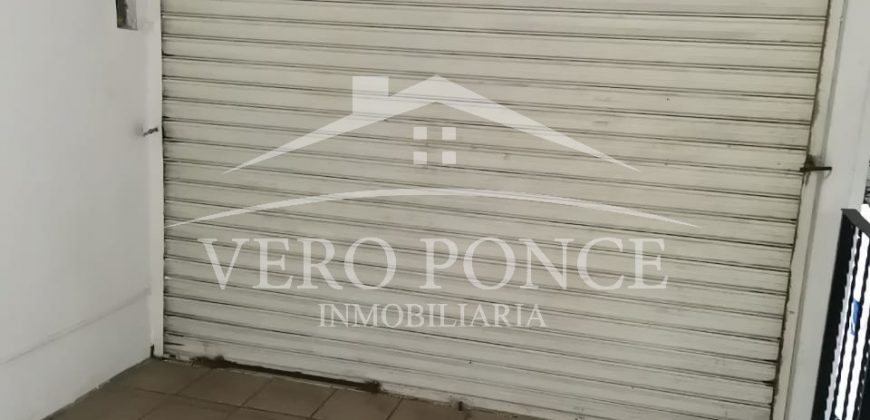 (Rentado) Avenida 11 / Frente McDonalds / Local en Renta (20-96)