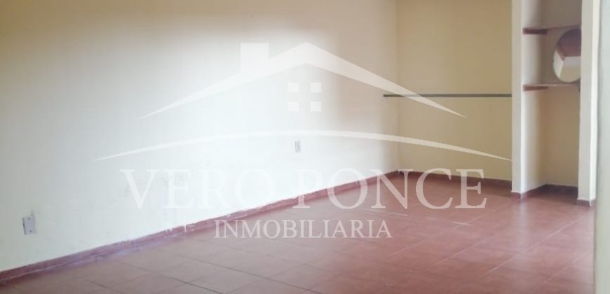 (Rentada) Las Fuentes / Casa en Renta (20-98)