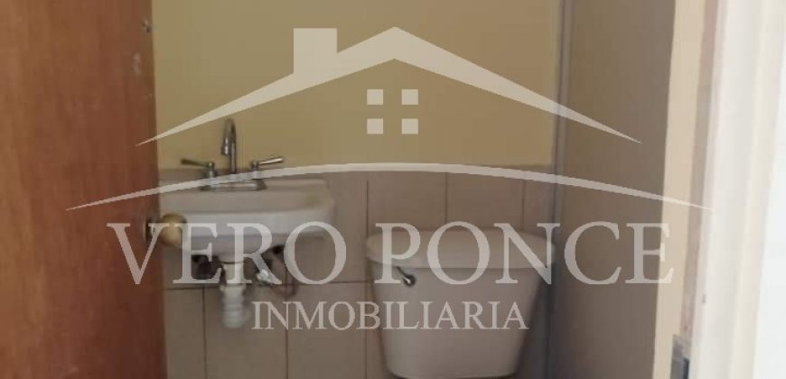 (Rentada) La Esmeralda / Casa en Renta (20-108)