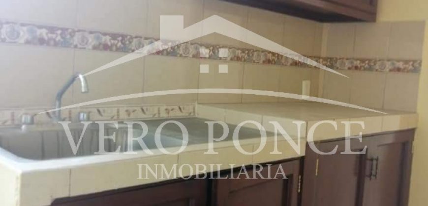 (Rentada) La Esmeralda / Casa en Renta (20-108)