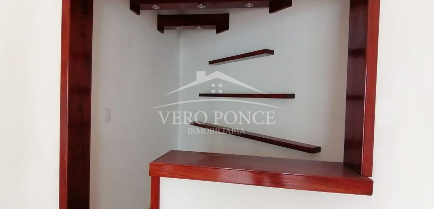 (Rentada) Fraccionamiento Cortijo / Casa en Renta (20-124)
