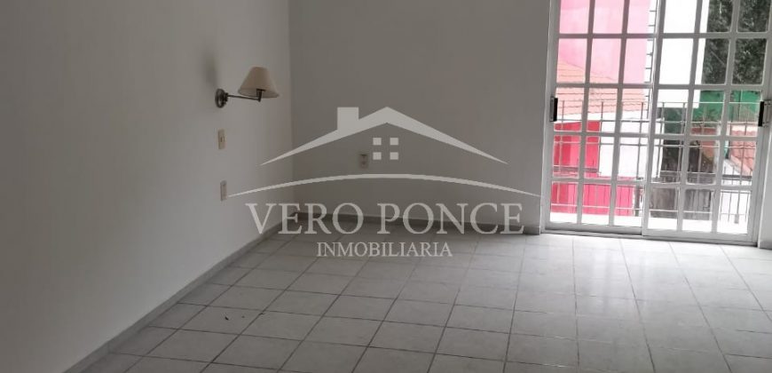 (Rentada) Villa Verde / Casa en Renta (20-134)