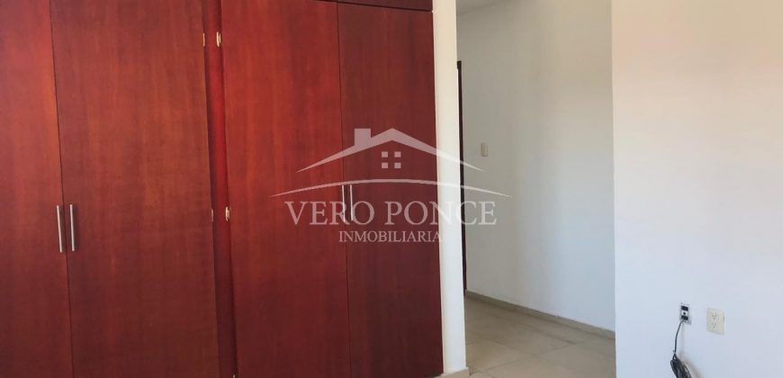 (Rentada) Residencial Las Villitas / Casa en Renta (20-196)