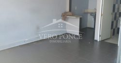 (Rentado) Calle 10 Avenida 2 / Departamento en Renta (20-199)
