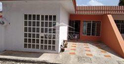 (Rentada) Fraccionamiento Jazmín / Casa en Renta (20-205)