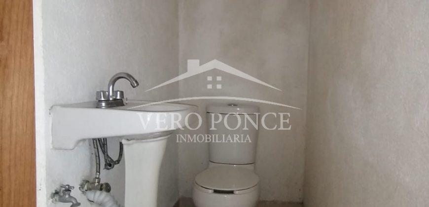 (Rentado) Calle 6 / Local en Renta (20-206)