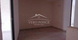 (Rentada) Fraccionamiento Las Palmas / Casa en Renta (20-210)