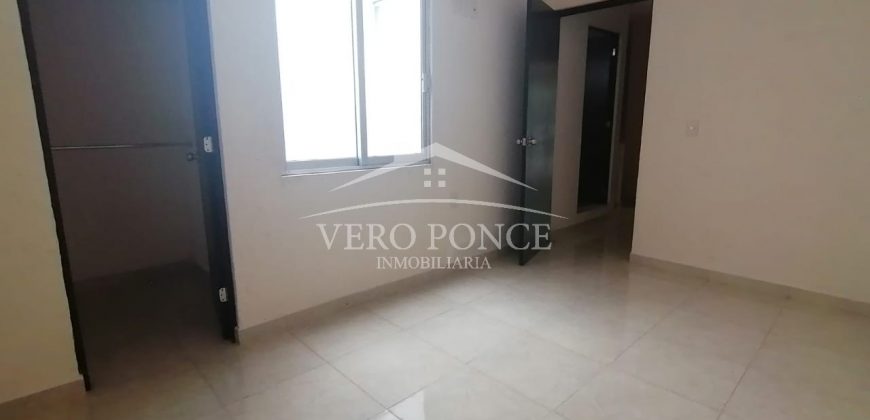 (Rentada) Fraccionamiento Las Palmas / Casa en Renta (20-210)