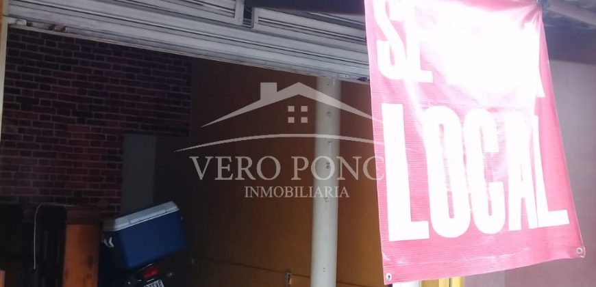 (Rentado) Dos Caminos / Local en Renta (20-241)