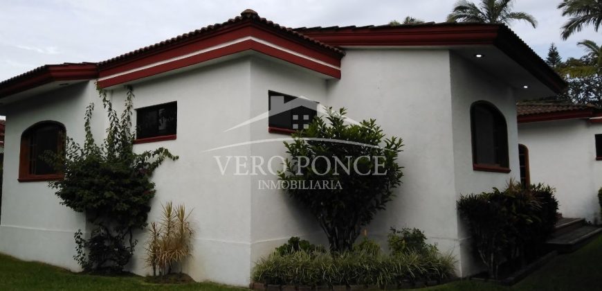 (Rentada) Los Encinos / Casa en Renta (20-353)