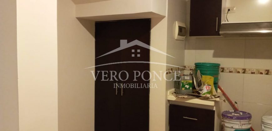 (Rentada) Fraccionamiento Tulipanes / Casa en Renta (20-424)