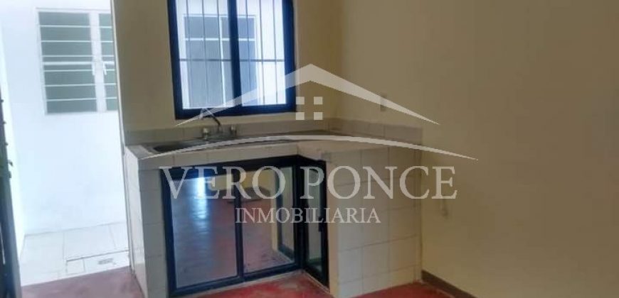 (Rentada) Fraccionamiento San Dimas / Casa en Renta (20-444)