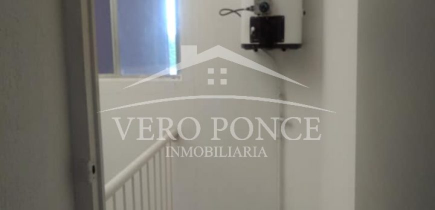 (Rentado) Fraccionamiento Ciprés / Departamento en Renta (20-456)