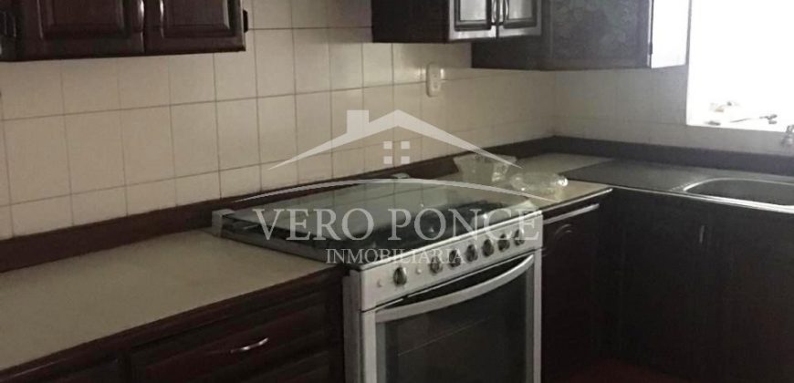 (Rentada) Fraccionamiento Elizabeth / Casa en Renta (20-458)