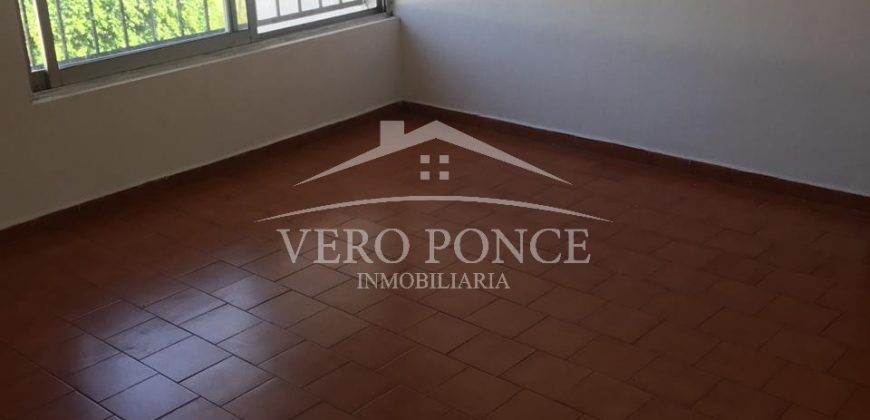 (Rentada) Fraccionamiento Elizabeth / Casa en Renta (20-458)