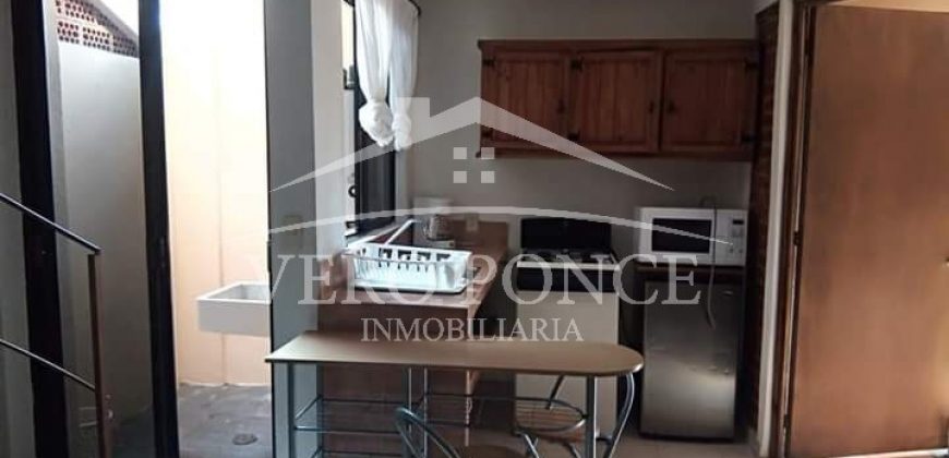 (Rentada) Fraccionamiento Virginia / Casa en Renta (20-563)