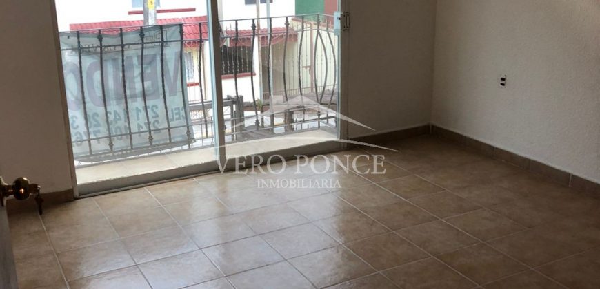 (Rentada) Villa Verde / Casa en Renta (20-574)