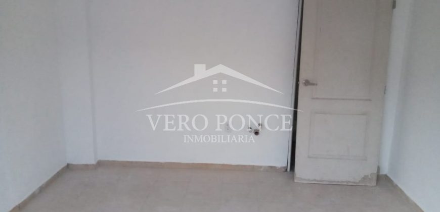 (Rentado) Calle 21 Avenida 4 / Local en Renta (20-591)