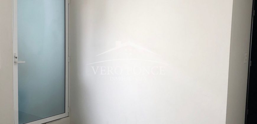 (Rentado) Fraccionamiento Ave del Paraíso / Departamento en Renta (20-609)