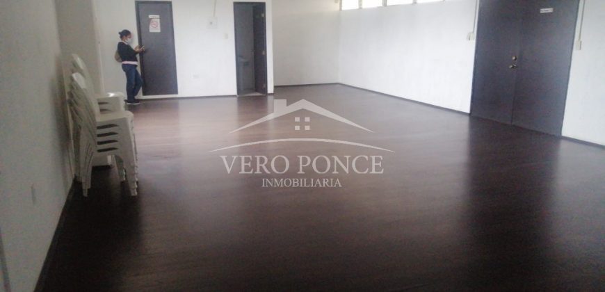 (Rentado) Plaza María Isabel / 98 m2 / Local en Renta (20-660)