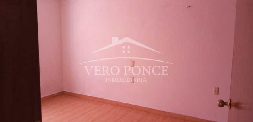 (Rentada) La Esmeralda / Casa en Renta (20-678)