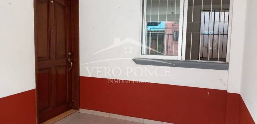 (Rentada) La Esmeralda / Casa en Renta (20-678)