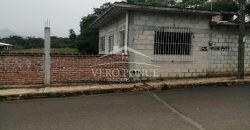 Unidad de las Flores / 4936 m2 / Terreno en Venta (20-666)