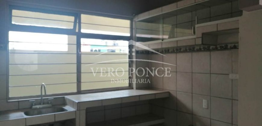 (Rentado) Calle 3 Avenida 7 / Departamento en Renta (20-701)