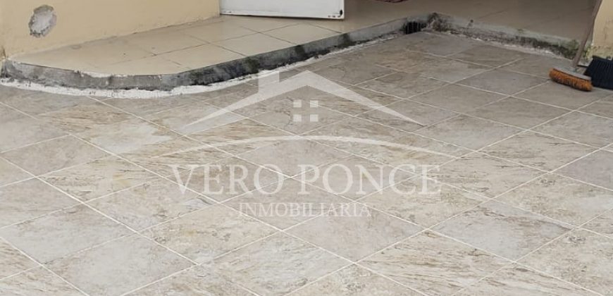 (Rentada) Avenida 5 Calle 20 / Casa en Renta (20-705)