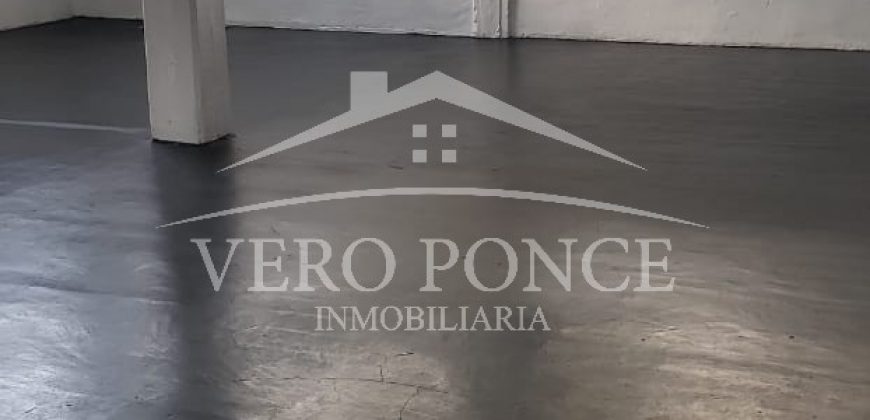 (Rentado) Calle 11 Avenida 9 / Local en Renta (20-707)