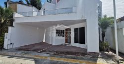 (Rentada) Fraccionamiento Cortijo / Casa en Renta (20-722)