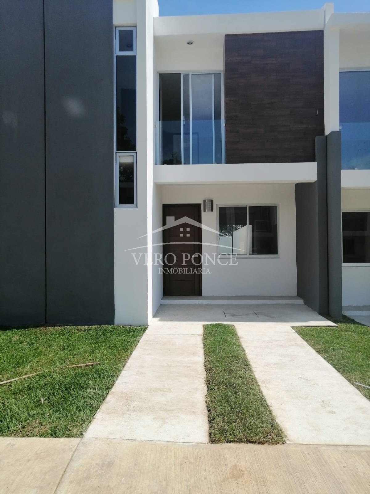 Fraccionamiento Altavista Residencial / Casa en Venta (20-714) - Vero Ponce