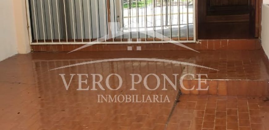 (Rentada) Fraccionamiento Arboledas / Casa en Renta (2002-764)